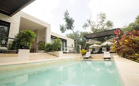 Xaha Villas Suites & Golf Resort